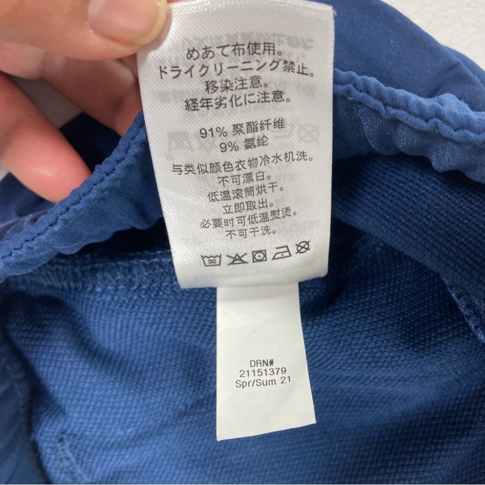 Eddie Bauer Cropped Climatrail Hiking Pants Size 12 Blue with Belt and Pockets - Picture 14 of 16